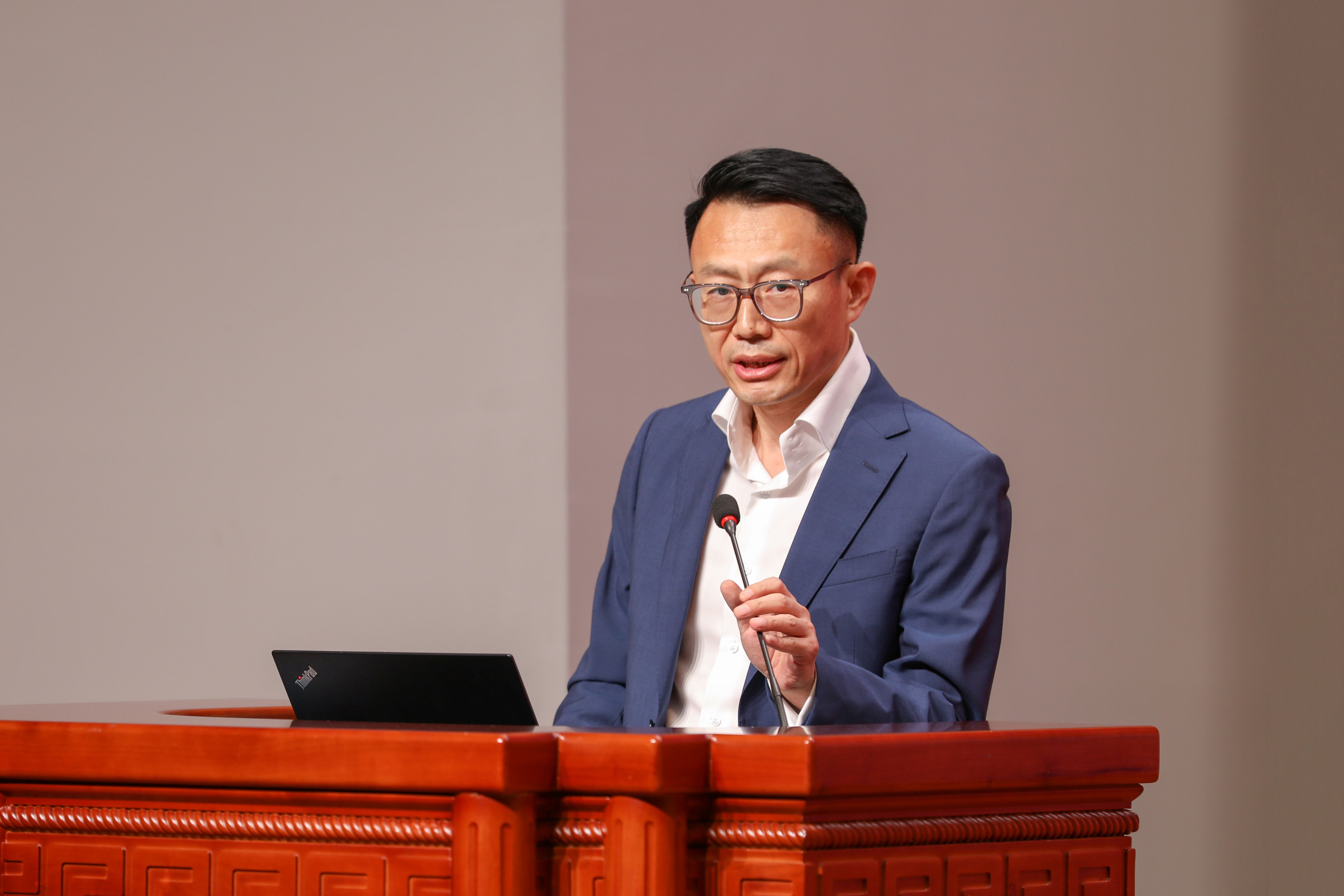 刘德锋-1.jpg